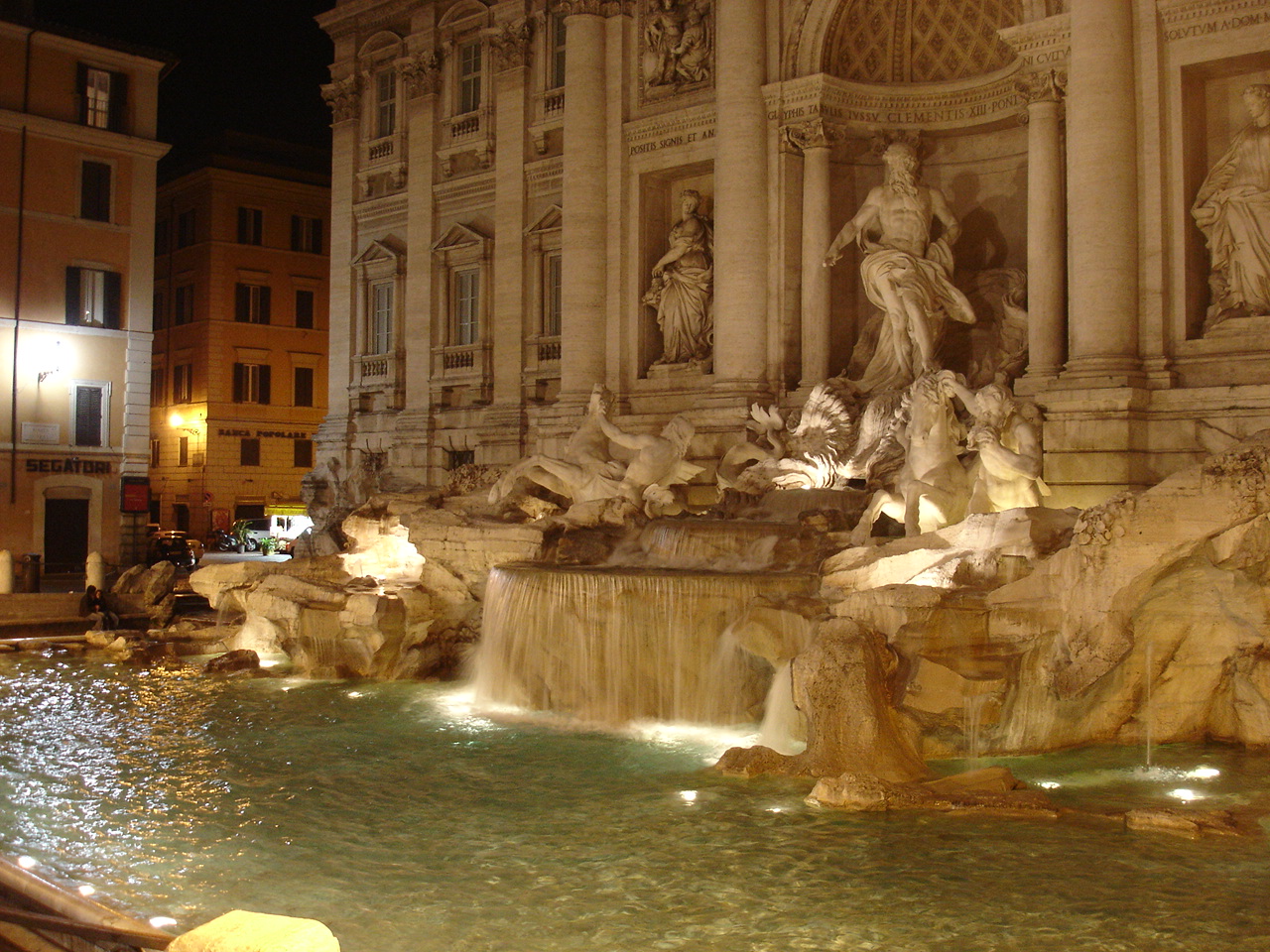 Fontana di Trevin suihkulähde, Rooma